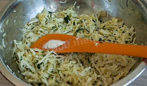 квашеная капуста с луком на зиму