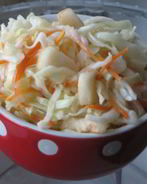 Быстрая маринованная капуста с яблоками и медом