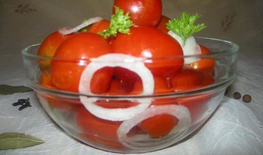 быстро маринованные помидорчики