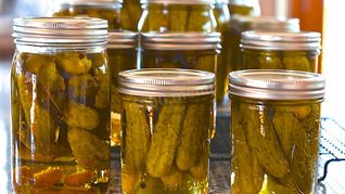 Маринованные огурцы