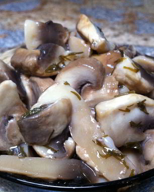 Грибочки маринованные