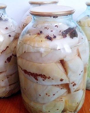 Капуста маринованная пластинками