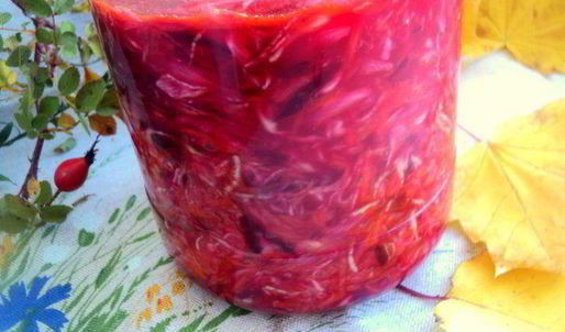 капуста, маринованная с тыквой и свеклой