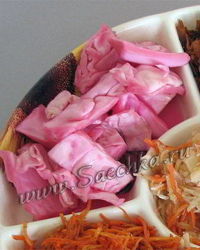 Красная маринованная капуста