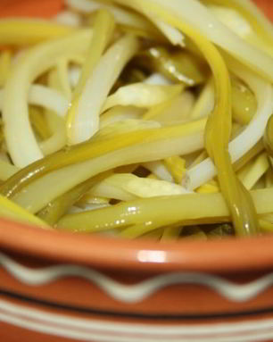 Маринованная черемша