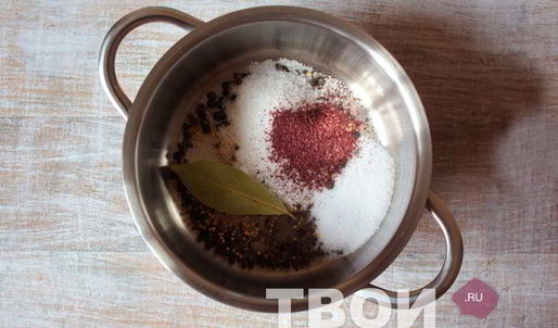 маринованная капуста с перцем