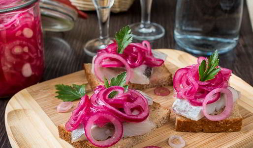 маринованный красный лук