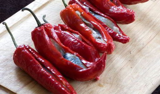 маринованный перец с селедкой