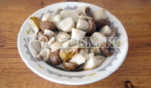 маринованные белые грибы закусочные