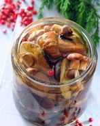 Маринованные белые грибы