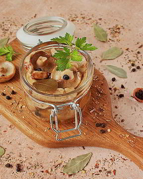 Маринованные грузди
