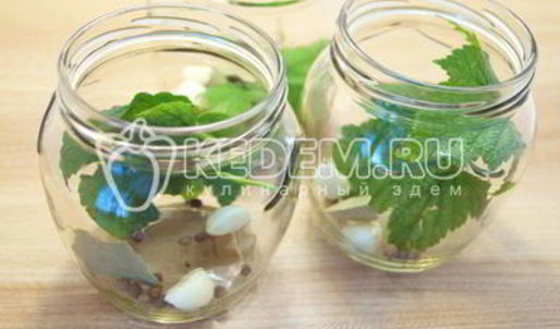 маринованные огурцы фирменные