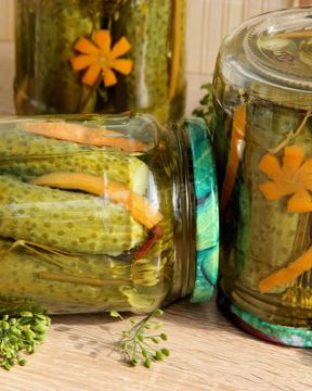 Маринованные огурцы стерилизованные