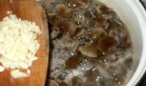 маринованные опята с чесноком