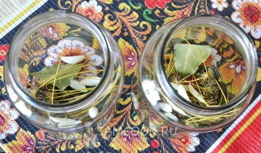 помидоры, маринованные с патиссонами