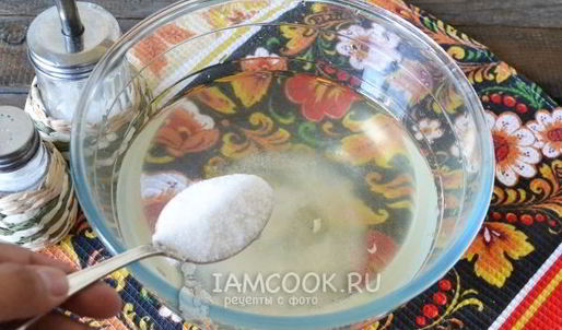 помидоры, маринованные с патиссонами