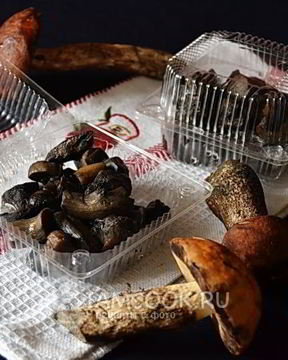 Подосиновики, замороженные на зиму