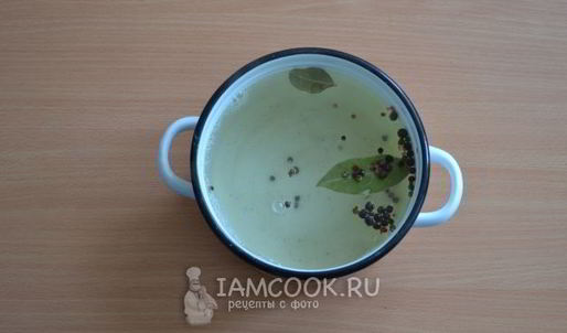 классические малосольные огурцы