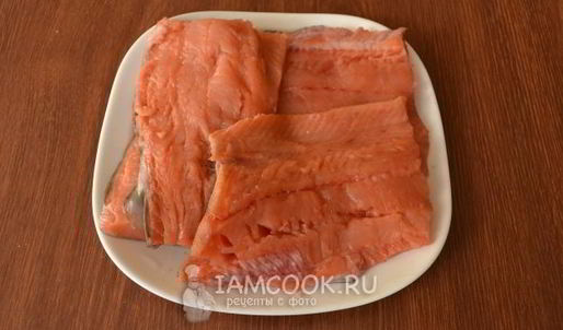 малосольный лосось с кориандром сухого посола