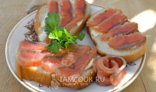 малосольный лосось с кориандром сухого посола