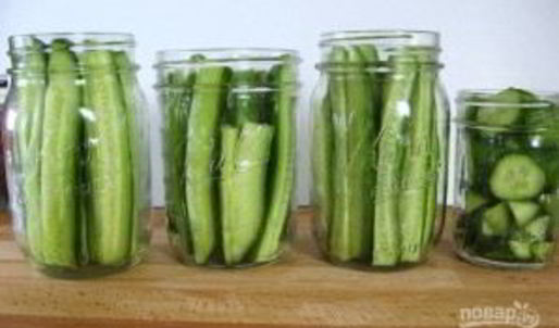 малосольные огурцы с рассолом