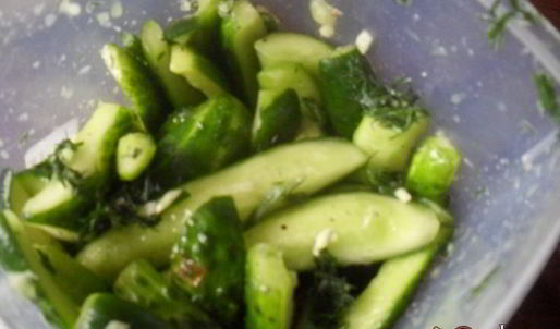 малосольные огурцы за полчаса