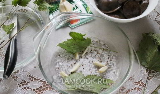 малосольные подберезовики