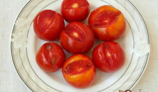 малосольные помидоры в пакете