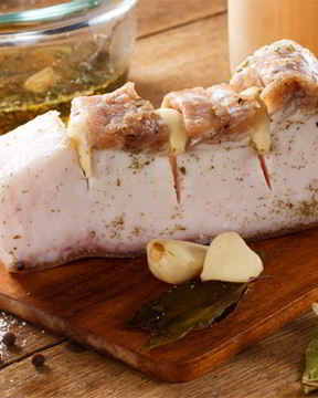 Сало в чесночном рассоле