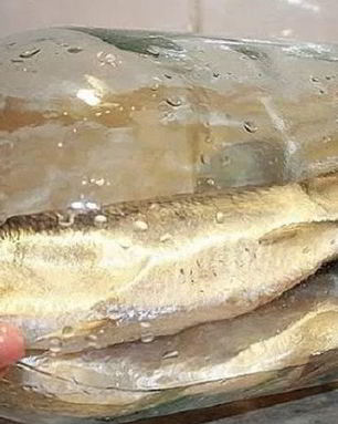 Соленая селедка