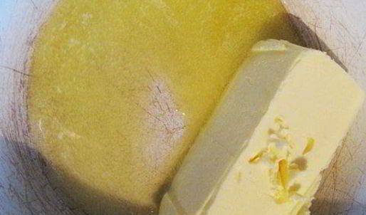 чизкейк с белым шоколадом и малиновым вареньем