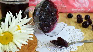 Вишневое варенье