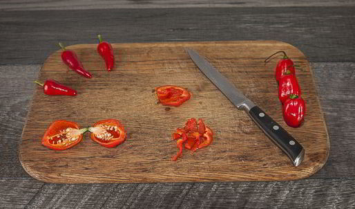 острое варенье из яблок и перцев