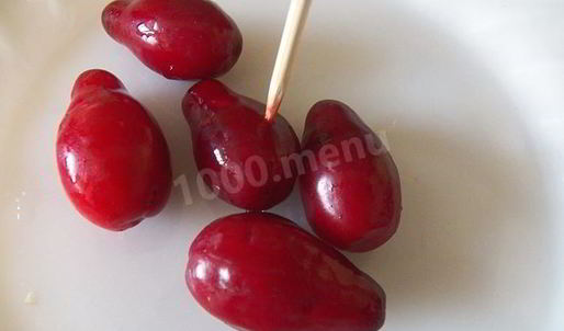 варенье из кизила с косточками на зиму