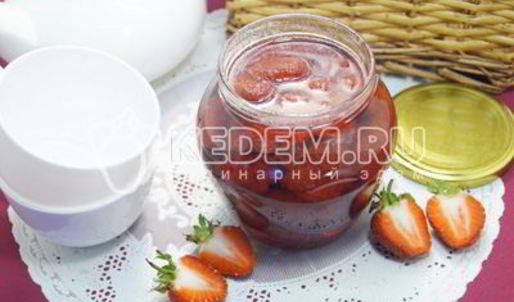 варенье из клубники с целыми ягодами