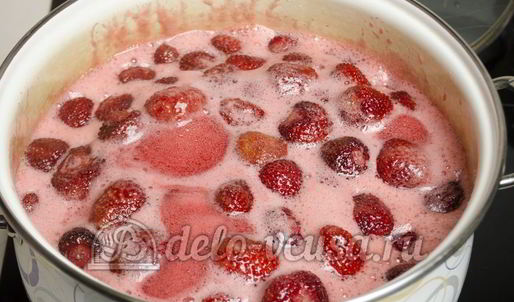 варенье из клубники