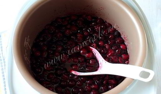 вишневое варенье в мультиварке