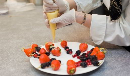 ягоды в белом шоколаде