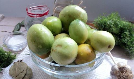 зеленые помидоры на зиму