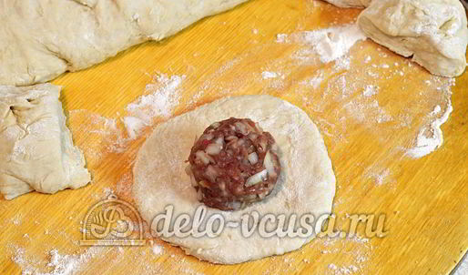 беляши с мясом