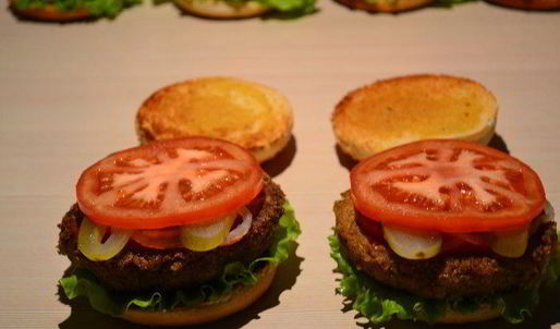 бургер с гречневой котлетой