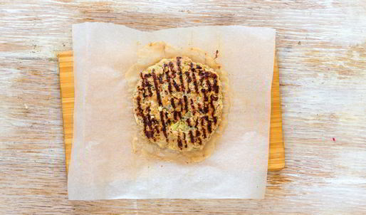 бургеры с бараниной, огурцом и фетой