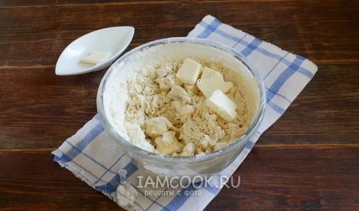 дрожжевые булочки с кунжутом для домашних бургеров