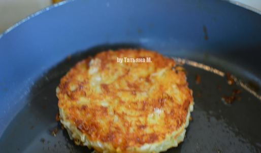 картофельные бургеры с мясной начинкой