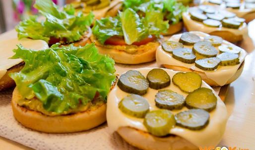 мясной бургер