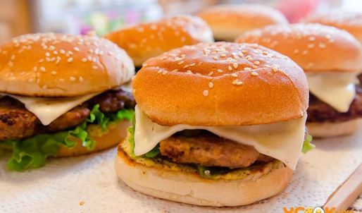 мясной бургер