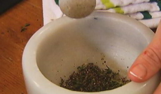 бутерброд с сардинками и помидорами