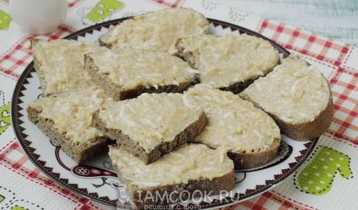 бутерброды с икрой сайды