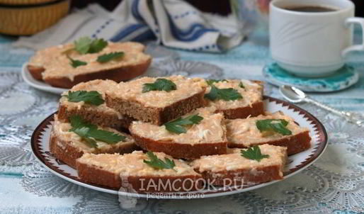 бутерброды с икрой сайды