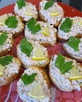 Бутерброды с печенью трески